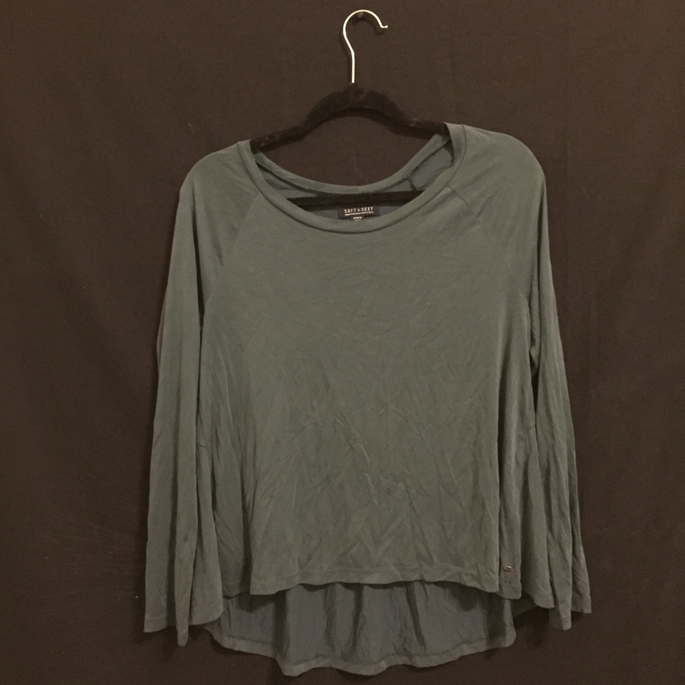 M soft and sexy AE long sleeve top